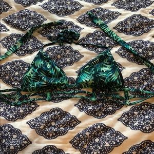 Victoria’s Secret Bikini Top